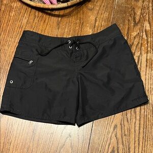 Patagonia Wavefarer Women's Black Board Sport Shorts